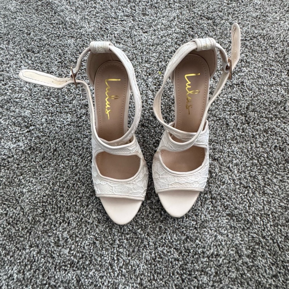 Lulu's Elegant Cream Heels